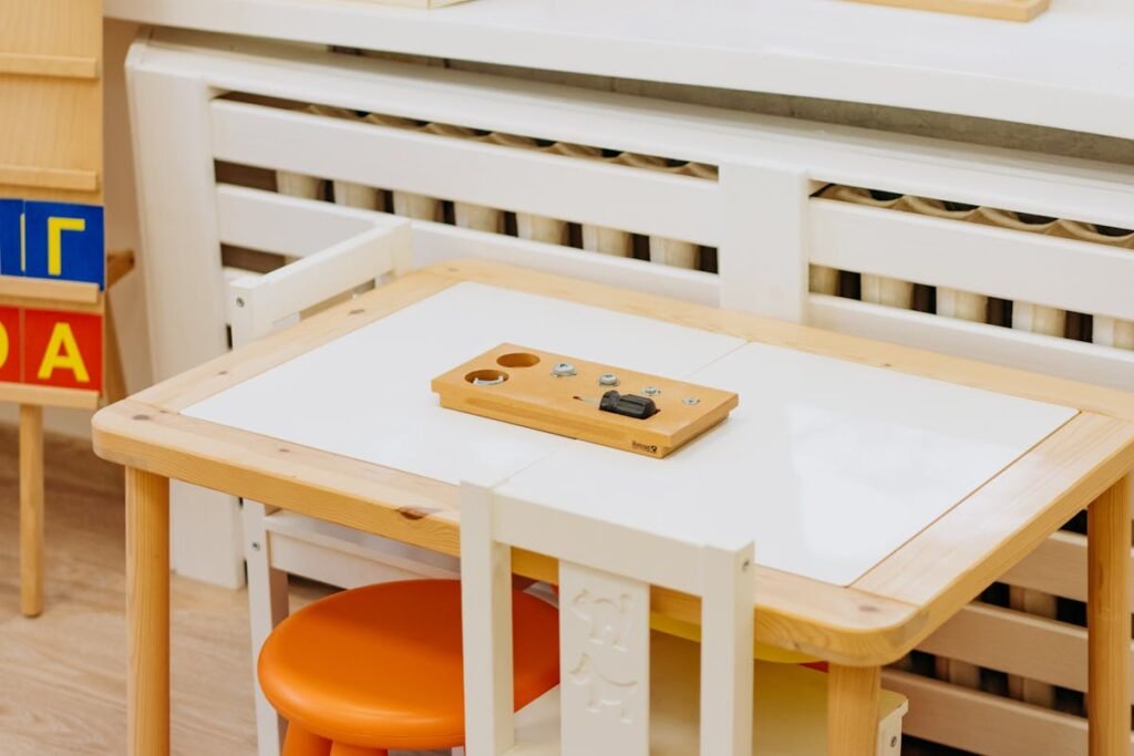 juguetes montessori en entorno preparado